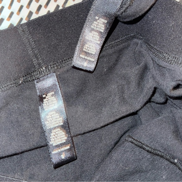 SKIMS Black Sleep Set - Top & Bottoms Included - Picture 3 of 5